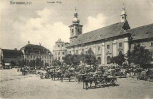 Nagyszeben, Hermannstadt, Sibiu; Grosser Ring / piac tér, lovasszekerek / market square, horse carts (EK)