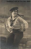 3 db RÉGI matróz hölgyeket ábrázoló hadihajós képeslap, vegyes minőség / 3 pre-1945 K.u.K. Kriegsmar...