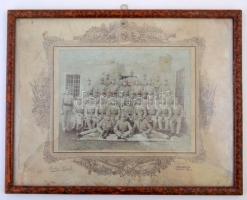 cca 1900 Komárom, katonai csoportkép. Nagyméretú üvegezett tabló / Komarno large military photo in g...