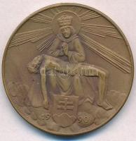 Szlovákia 1990. "II. János Pál pápa" Br emlékérem (40mm) T:1-
Slovakia 1990. "Pope J...