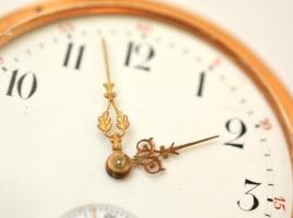 cca 1900 Korai IWC (JWC) 14K arany zsebóra, dupla fedelű. Jelzett tokkal, szerkezettel. Felhúzókoron...