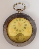 XIX, sz. vége. Különleges rugós szerkezetű ezüst 8 napos zsebóra, festett porcelán számlappal, előre...