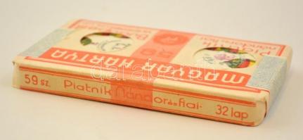 cca 1945 Piatnik Nándor bontatlan csomag magyar kártya, 1947-49 közötti kártyabélyeggel / Deck of vi...
