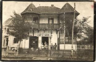 Brassó, Kronstadt, Brasov; Deér E. cukrászdája a dolgozókkal / Cofetarie / Konditorei / confectionery with the employees - 2 db eredeti fotó felvétel / 2 original photo postcards