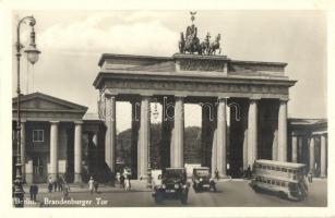 44 db RÉGI külföldi képeslap közlekedési eszközökkel. Sok német és osztrák képeslap felvonókkal / 44...