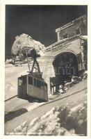 44 db RÉGI külföldi képeslap közlekedési eszközökkel. Sok német és osztrák képeslap felvonókkal / 44...