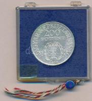 1976. 200Ft Ag "II. Rákóczi Ferenc" eredeti, plombált, MNB plasztiktokban T:BU kis fo.
Ad...