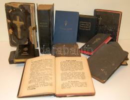 cca 1920-1945 Biblia, imadságos könyvek: 11 db vallási könyv