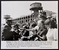 1972 Fidel Castro budapesti látogatása, MTI Fotó, feliratozva, 20,5x24,5 cm