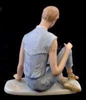 Wallendorf  ülő lány a kutyával, kézzel festett, jelzett, hibátlan, m:14 / Wallendorf girl with dog,...