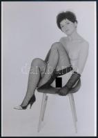 cca 1975 Székre komponálva, 3 db szolidan erotikus fénykép, vintage negatívokról készült mai nagyítá...