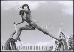 cca 1971 Nagy terpeszben, 3 db szolidan erotikus fénykép, vintage negatívokról készült mai nagyítások, 18x25 cm / 3 erotic photos, 18x25 cm