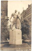 1921 Budapest V. Szabadság tér, Dél irredenta szobor. photo