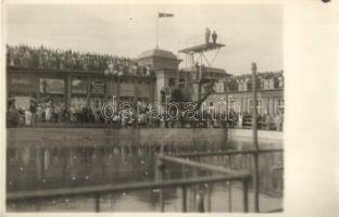 1935 Budapest II. Császár gyógyfürdő külső medencéje, Magyar-Német úszómérkőzés (Német-magyar női verseny(?), photo