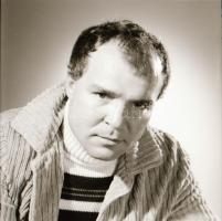 cca 1974 Színész portrék - Csűrös Karola, Szántó Erzsébet, Benkő Gyula, Madaras József, 4 db szabado...