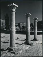 cca 1978 Gebhardt György (1910-1993) 2 db jelzés nélküli vintage fotóművészeti alkotása, a szerző ha...