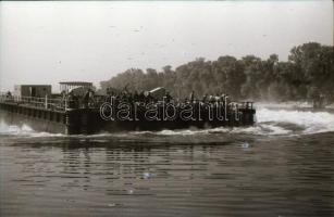 1948 Budapest, hajógyári képriport, 20 db szabadon felhasználható, vintage negatív, 24x36 mm