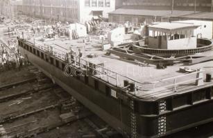 1948 Budapest, hajógyári képriport, 20 db szabadon felhasználható, vintage negatív, 24x36 mm