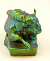 Zsolnay eozinmázas bölény, jelzett, apró lekopásokkal, m: 11,5 cm