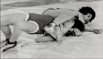 cca 1977 Magyar Alfréd budapesti fotóművész 3 db vintage fotóművészeti alkotása, kettő feliratozva, ...