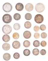 Rendkívül tartalmas fémpénz gyűjtemény öt darab kisalakú berakóban. ~101db ezüstérme, nagyrészt oszt...