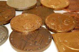 Románia 1974-2000. 14db klf bélyeg- és éremkiállítás alkalmából kiadott emlékérem és plakett T:1,2