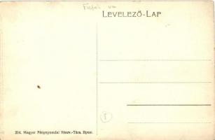 Mány, Polgári Fogyasztási szövetkezet, csoportkép lovasszekérrel az üzlet előtt