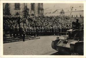 1940 Kolozsvár, Cluj; bevonulás, Horthy Miklós, tank / entry of the Hungarian troops, Horthy with tank 1940 Szatmárnémeti visszatért So. Stpl