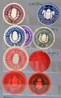 125 db régi levélzáró és viaszpecsét lenyomat két kis berakóban / 125 poster stamps and wax seals