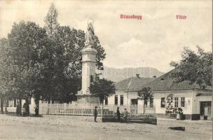 Rózsahegy, Ruzomberok; Fő tér szoborral. Kozsehuba Dániel / main square with monument