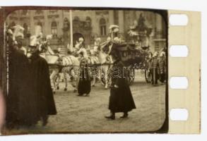 1916 IV. Károly koronázásán készült 8 db korabeli kisméretű fotónegatív, rajta az uralkodó, felesége...
