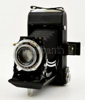 cca 1940 Zeiss Ikon Nettar 516/2 fényképezőgép, Tessar objektívvel, szép állapotban /  cca 1940 Zeiss Ikon Nettar 516/2 folding camera with Tessar lens, in nice condition