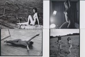 cca 1979 Minden titok feltárul, 21 db szolidan erotikus fénykép, vintage negatívokról készült mai na...