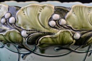 XIX. sz. vége: Nagyméretű mázas fajansz kaspó, jelzés nélkül. Minimális hajszálrepedéssel, jó állapo...