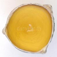 Gorka Lívia (1925-2011): Kaktuszos váza, festett, mázas kerámia, jelzett, hibátlan, m:9 cm, d:12 cm