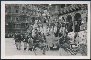 cca 1930 Ünnepi felvonulás Németországban, fotólap, 9x14 cm