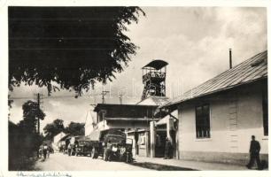 Aknaszlatina, Slatinské Doly, Solotvyno; Lajos bánya, sószállítás automobilokkal, teherautókkal, Knoll-foto kiadása / mine, salt transporting with automobiles, trucks (EK)