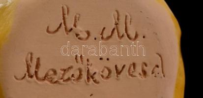 cca 1970 mezőkövesdi figurális gyertyatartó pár, kézzel festett, jelzett, hibátlan, m:21 cm