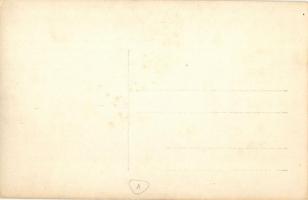 Második világháborús magyar katonák a lövészárokban aknavetővel / WWII Hungarian soldiers in trench ...