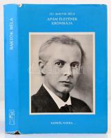 Ifj. Bartók Béla: Apám életének krónikája. Bp., 1981, Zeneműkiadó. Kiadói egészvászon-kötés, kiadói papír védőborítóban. A szerző által dedikált.