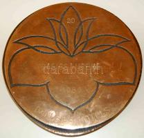 Nagyalakú "A vállalatért" Br emlékplakett, szignált T:1