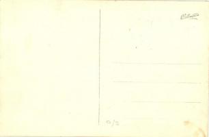 Tenisz csapatverseny az igazi fehér sportruházat idejéből / Tennis team competition, white sport clo...