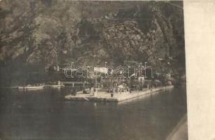 Osztrák magyar haditengerészeti bázis kikötője a Kotori-öbölben / K.u.K. Kriegsmarine / Austro-Hungarian Naval base port in the Bay of Kotor (Cattaro). photo