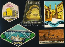 10 db Fejér és Veszprém megyei bőröndcímke (Tapolca, Veszprém, stb.)