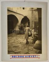 Rajna György: Soproni udvar. IV. Országos Bankközi fényképkiállításon részt vett fotó. Jó állapotú ezüst kartonon. 40x50 cm