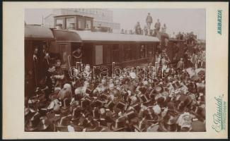 1909 Gróf Wickenburg István (1859-1931) fiumei kormányzó megérkezése és fogadása a fiumei pályaudvar...