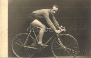 Stoll Karl (?) osztrák kerékpárversenyző / Austrian racing cyclist. Atelier Fr. Herland, Wien photo (EK)