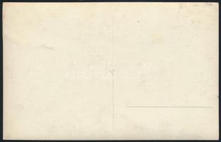 cca 1938 Szent Jobb körmenet elhaladása egy budapesti gyógyszertár előtt. / Hungarian process. 9x14 ...