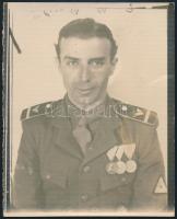 cca 1940 Kokoly István m. kir. ludovikás repülőstiszt a kitüntetéseivel. / Hungarian air force officer 6x9 cm