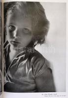 Vadas Ernő (szerk.): Magyar Fotoművészet 1959 - 1960. Bp., 1959, Képzőművészeti Alap Kiadóvállalata....